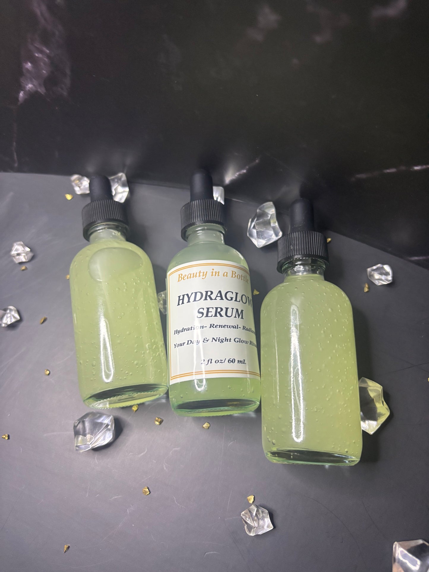 HydraGlow Serum 💧✨