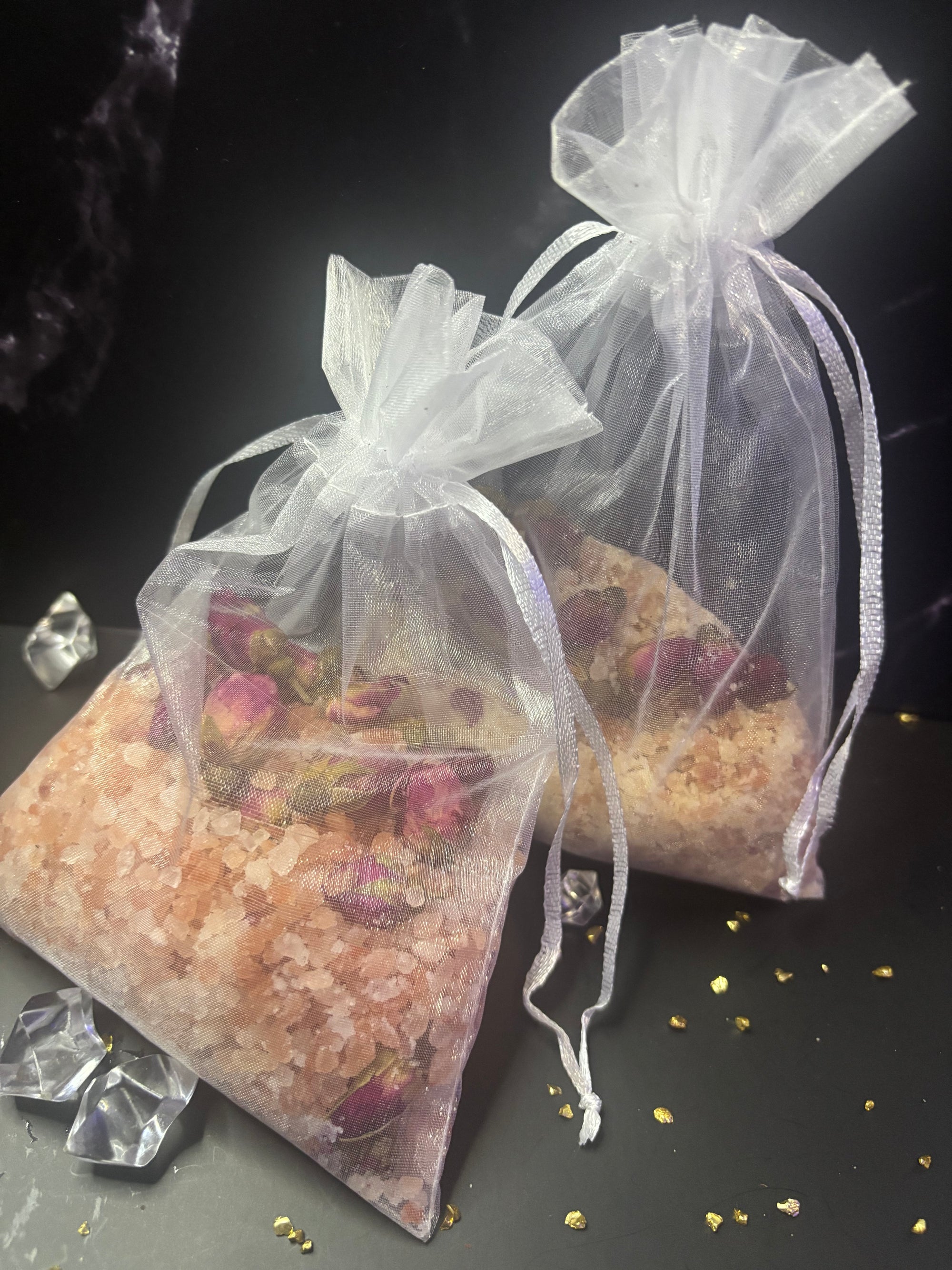 Soak & Glow Bath Bags  and Bath Soak 🌹✨